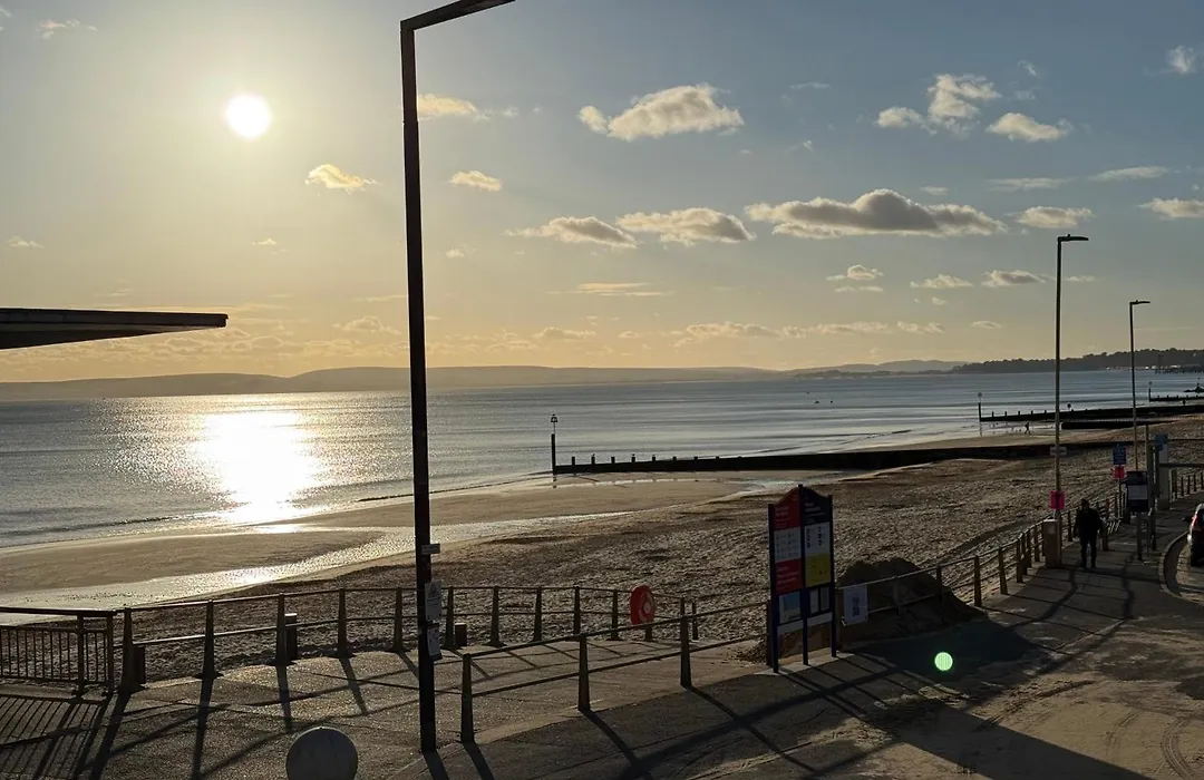 Seabreeze Suits Bournemouth-1
